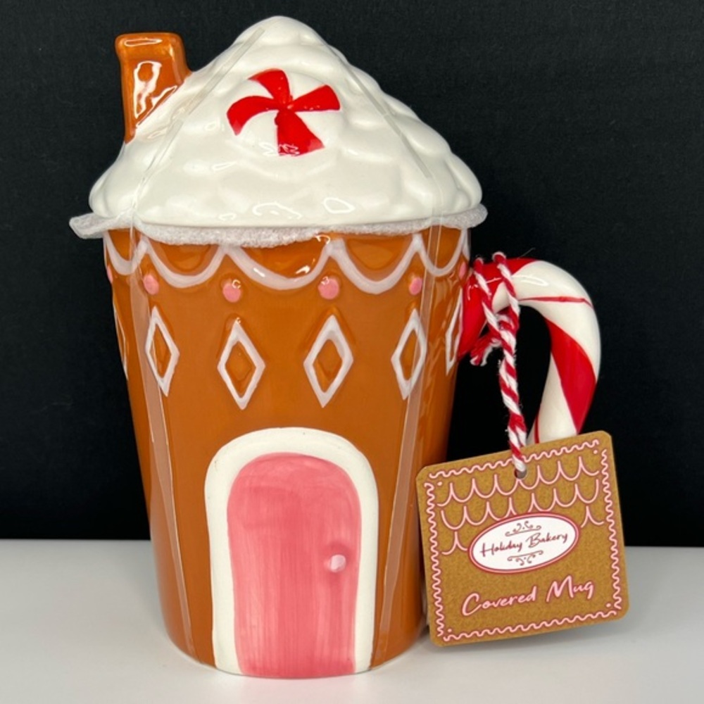 Global Design - ‘Gingerbread House - lid’ ceramic mug. NWT